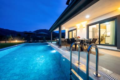 Villa Egem Kekik Korunaklı Havuz 27