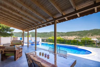 Villa Tomruk Çocuk Havuzu 43