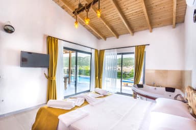 Villa Tomruk Çocuk Havuzu 45