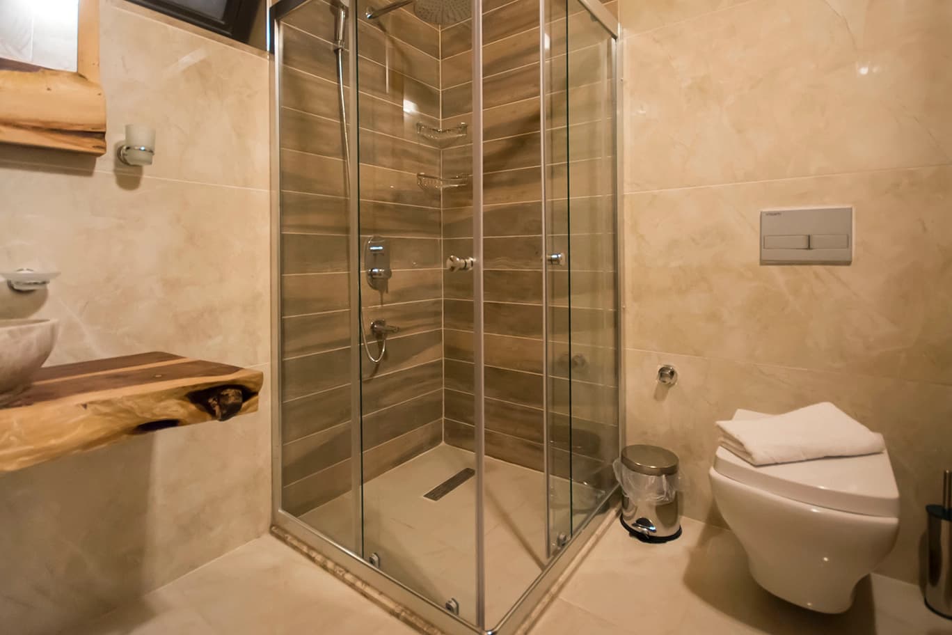 Villa Tomruk Çocuk Havuzu 11