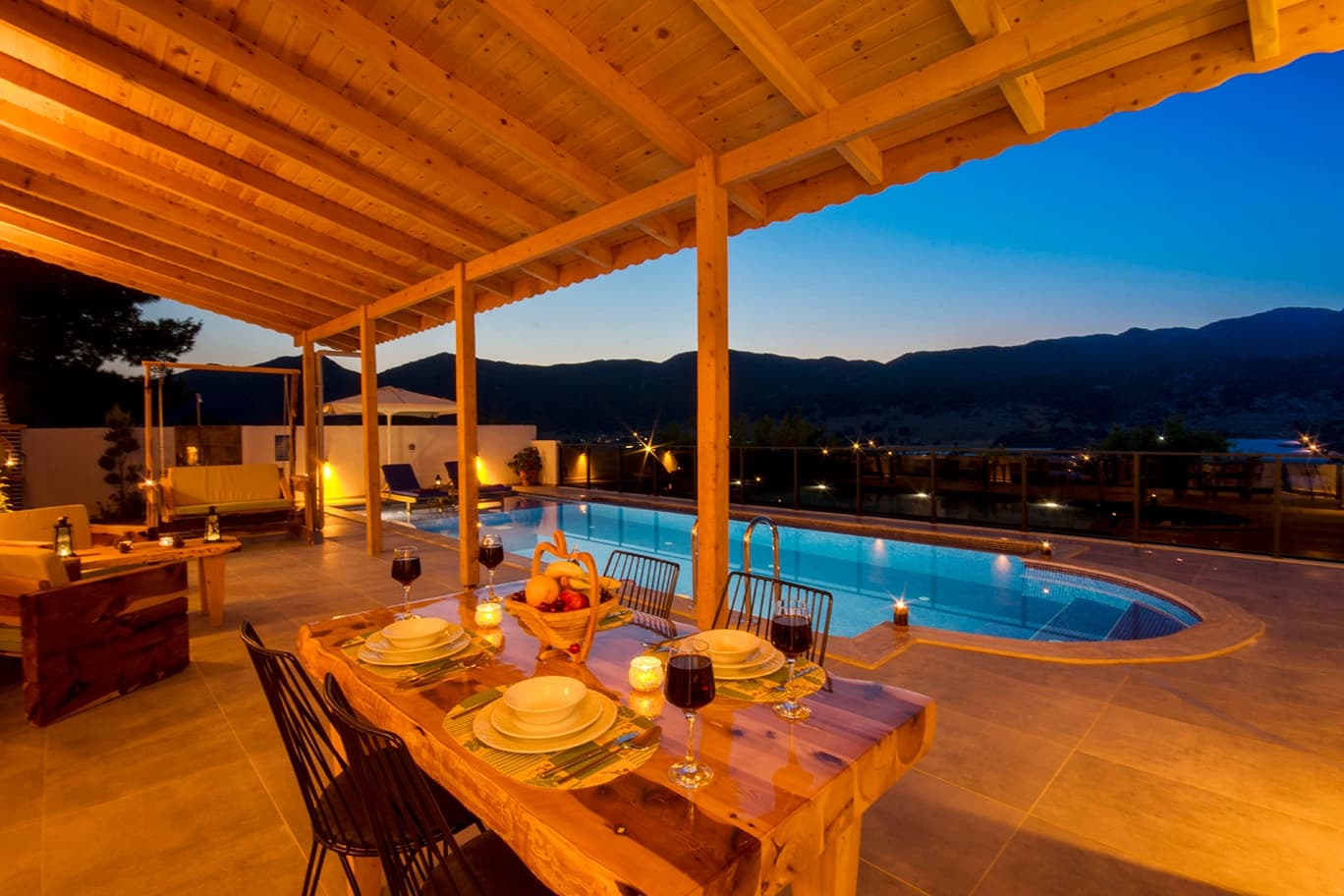 Villa Tomruk Çocuk Havuzu 23