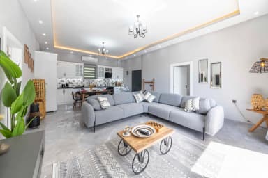Villa Elyase Korunaklı Havuz 31