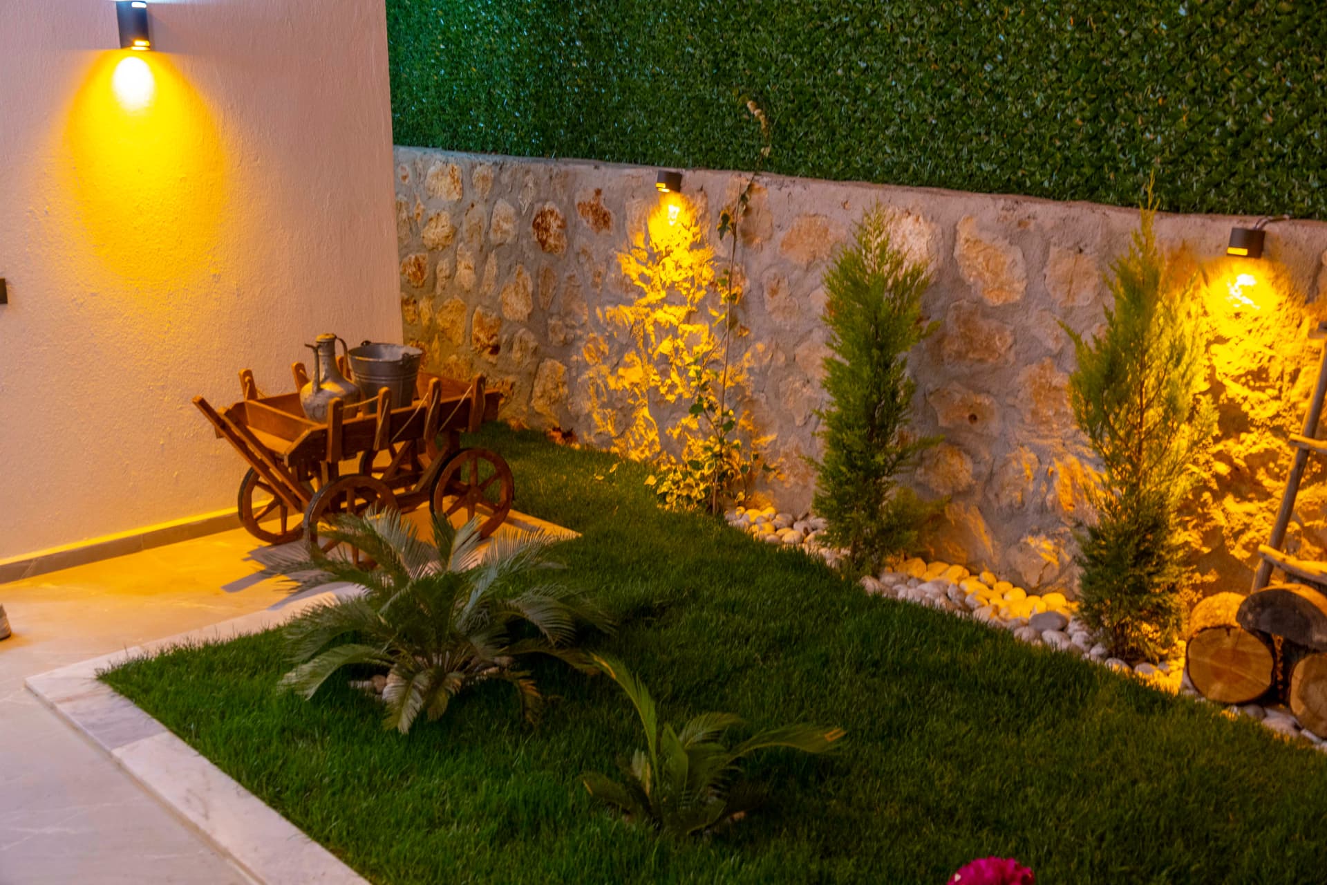 Villa Elyase Korunaklı Havuz 99