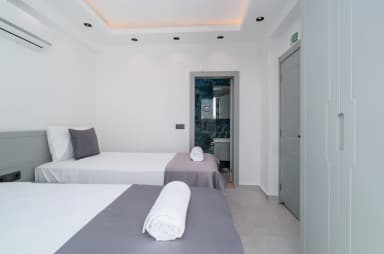 Villa Laren Duo Korunaklı Havuz 62