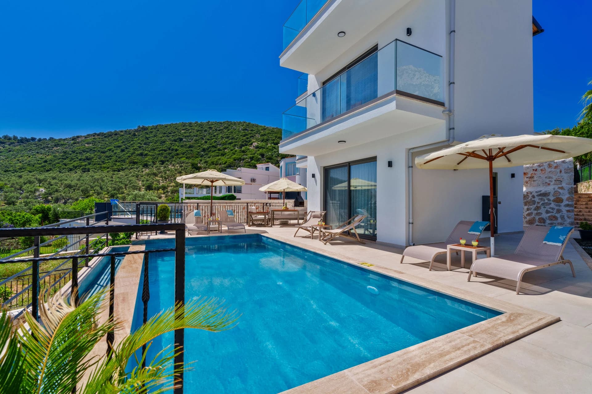 Villa Laren Duo Korunaklı Havuz 32