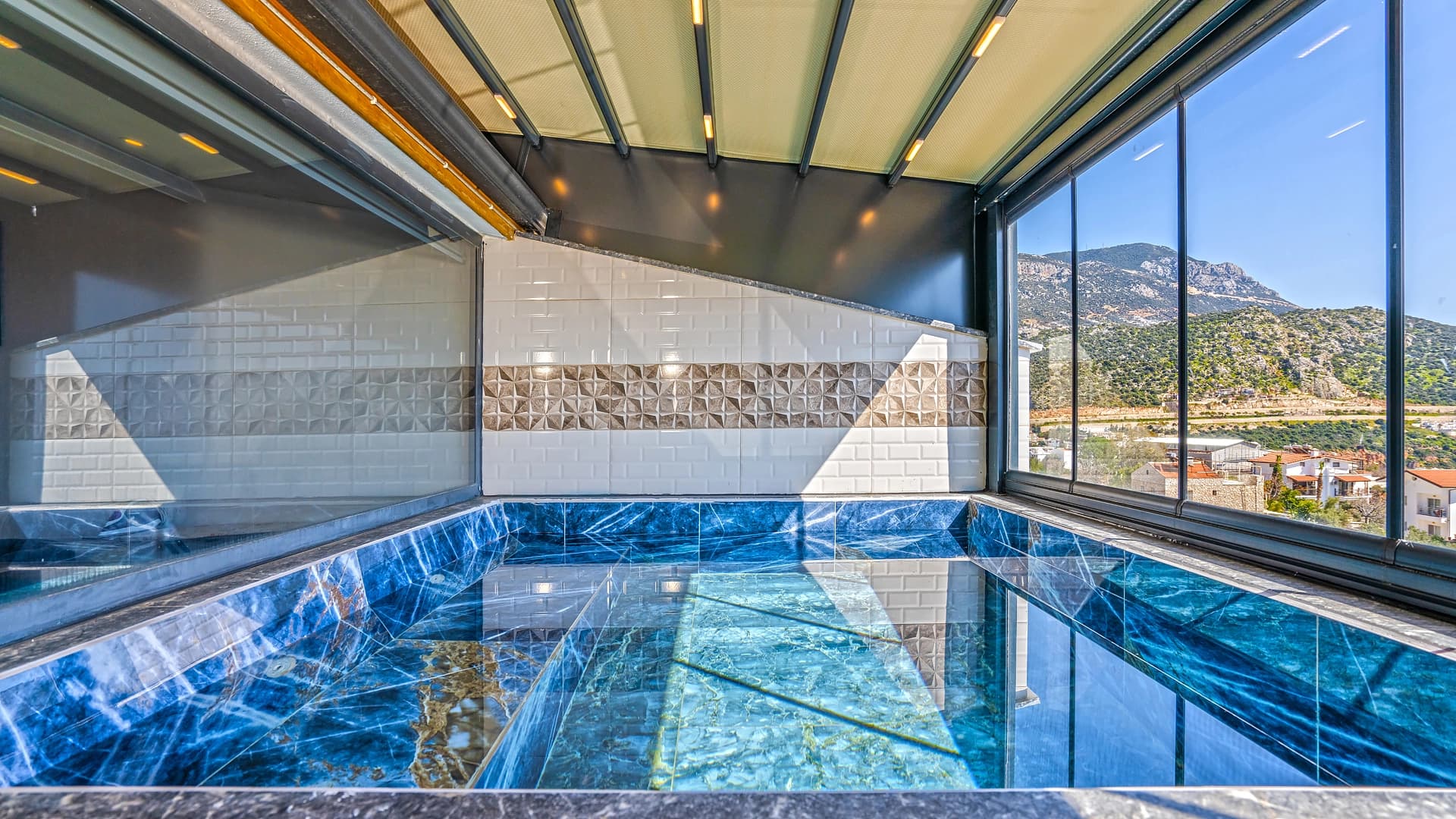 Suite Manzara 2 Korunaklı Havuz 74