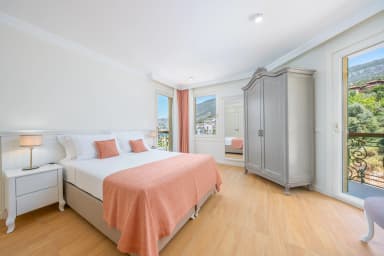 Villa Grande Korunaklı Havuz 79