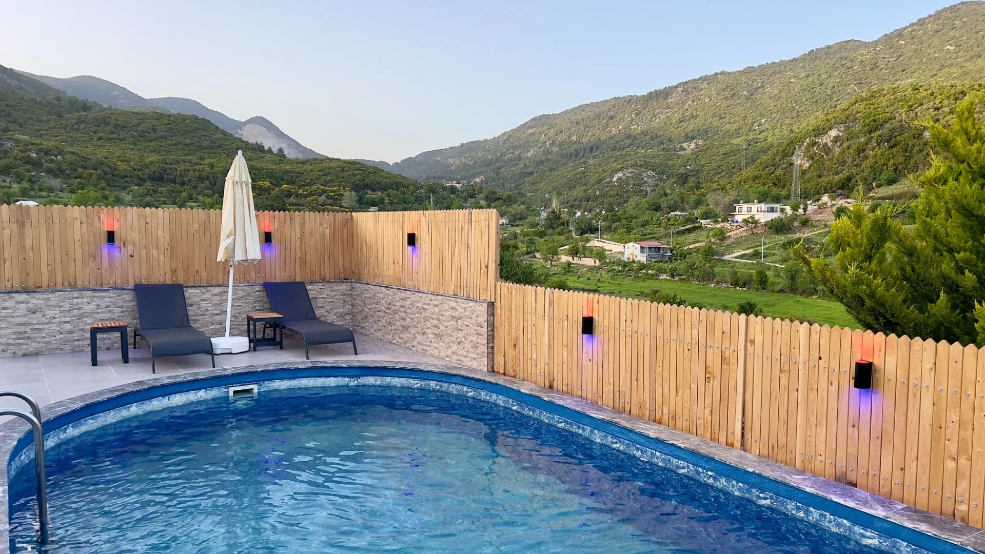 Villa California Bezirgan 96