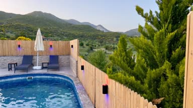 Villa California Korunaklı Havuz 13