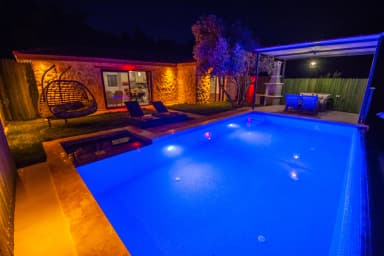 Villa Beyina Korunaklı Havuz 99
