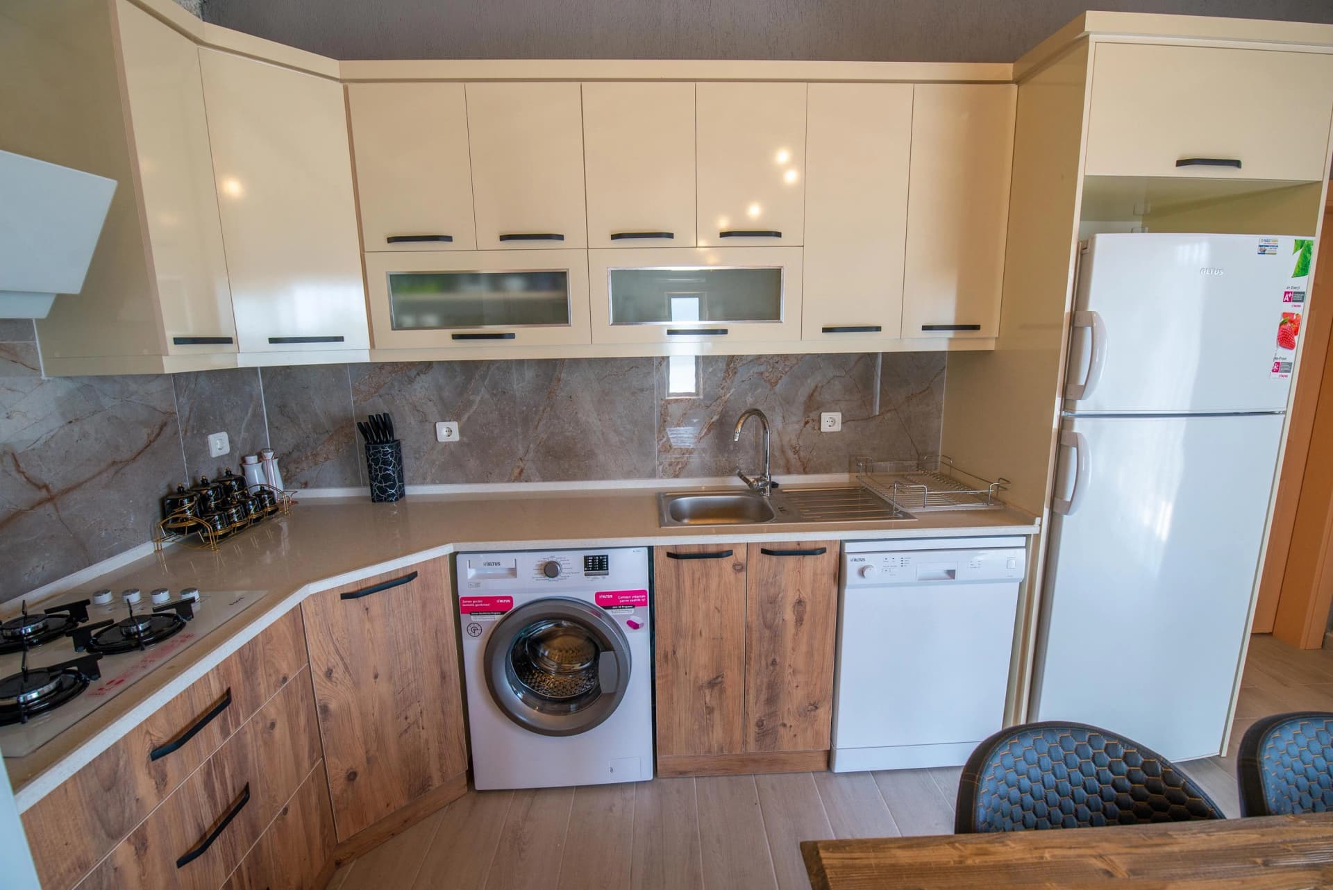 Villa Beyina İslamlar 72