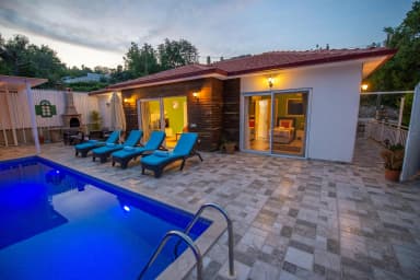 Villa Yeşil Ev Korunaklı Havuz 25