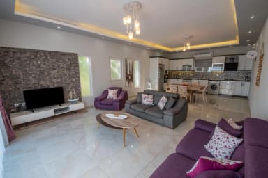 Villa Peri Korunaklı Havuz 77