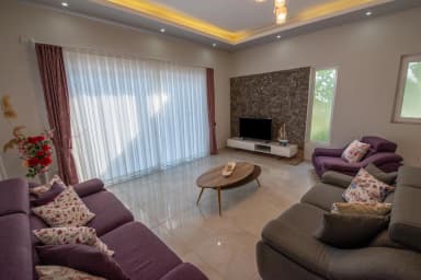 Villa Peri Korunaklı Havuz 91