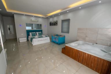 Villa Peri Korunaklı Havuz 57