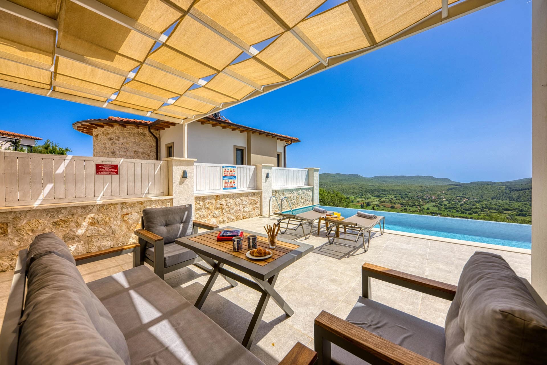 Villa Poeta Özel Havuzlu 42