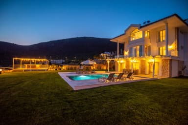 Villa Elena White 2 Korunaklı Havuz 50