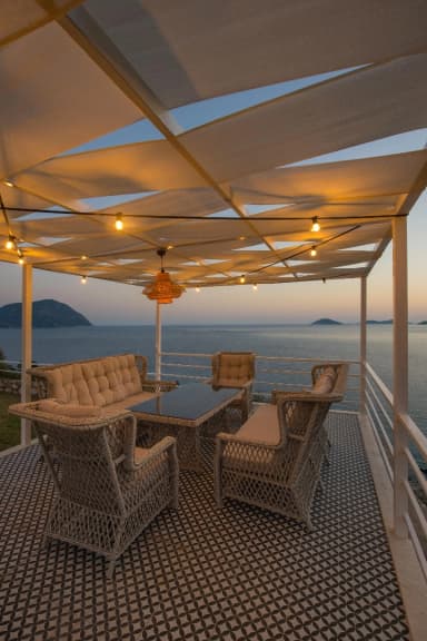 Villa Elena White 2 Korunaklı Havuz 44