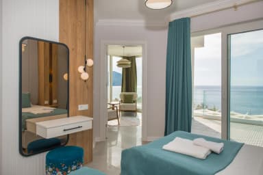 Villa Elena White 2 Korunaklı Havuz 26