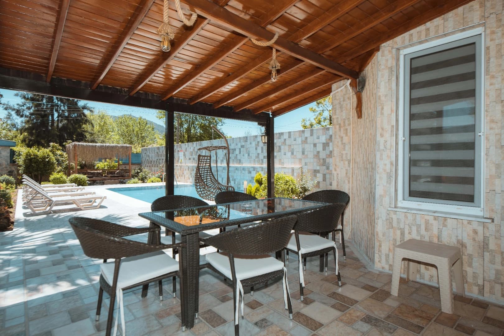 Villa Devina Korunaklı Havuz 37