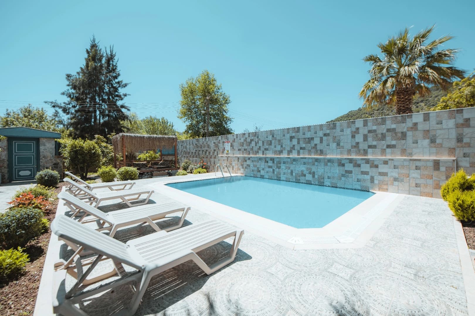 Villa Devina Korunaklı Havuz 57