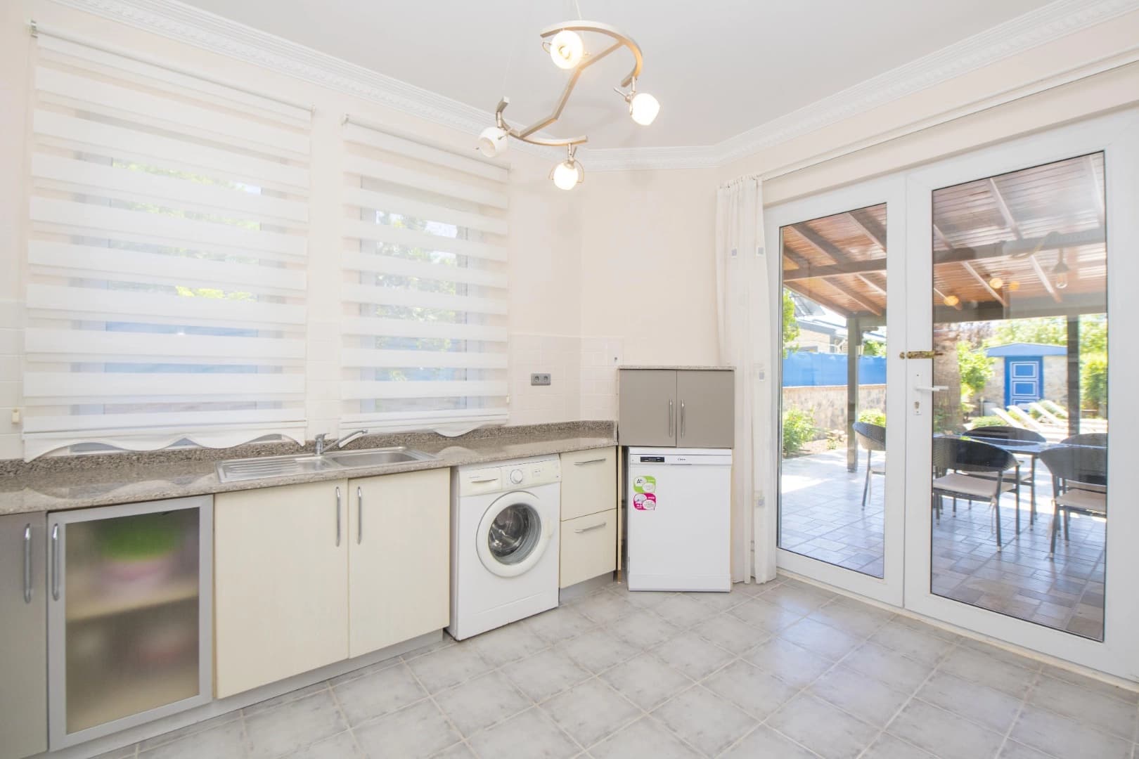 Villa Devina Korunaklı Havuz 51