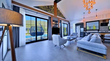 Villa Little Pines Korunaklı Havuz 93