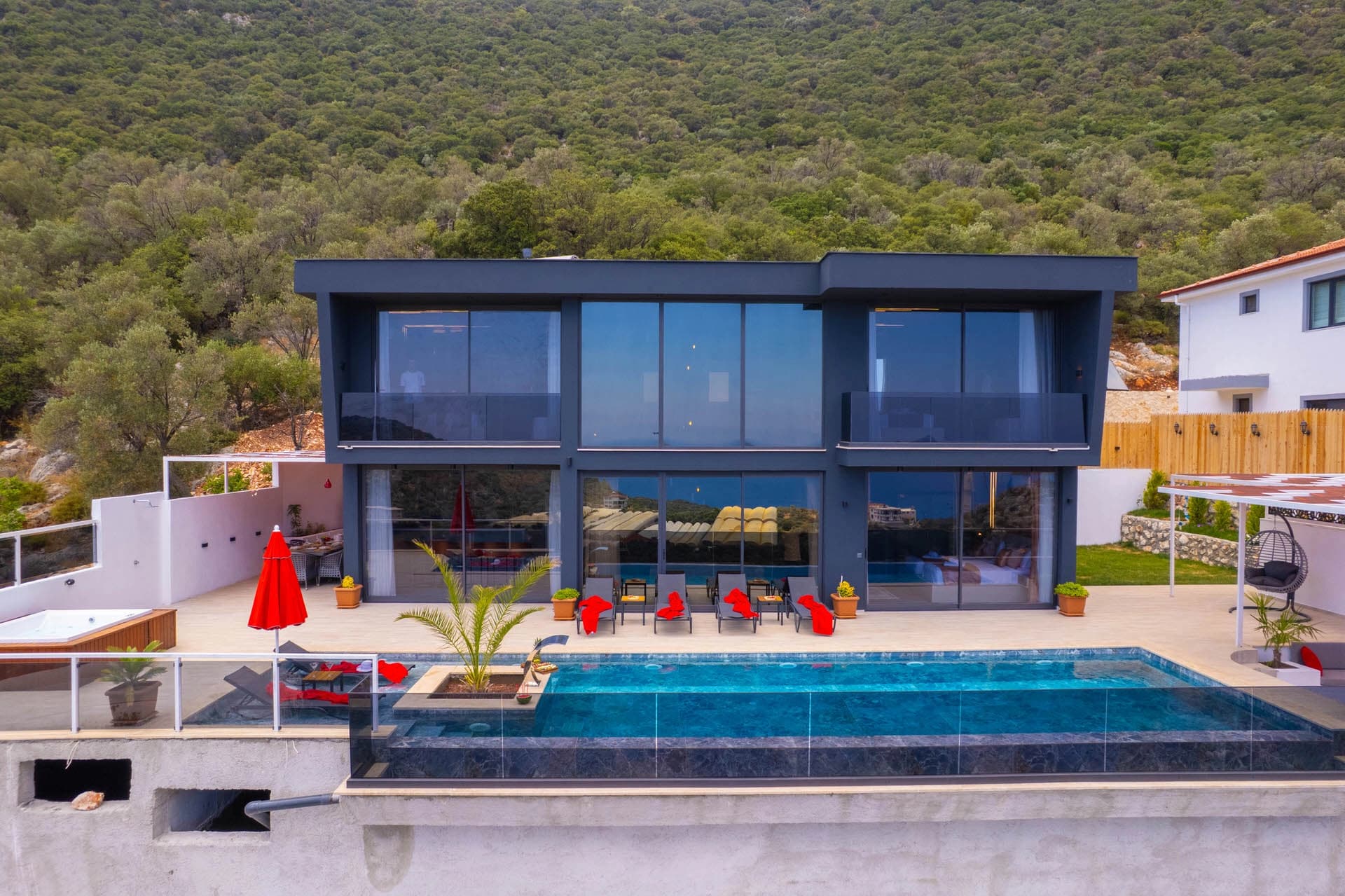 Villa Dark Palace Korunaklı Havuz 22