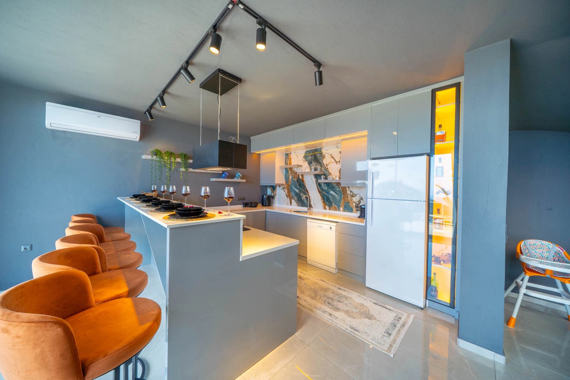 Villa Dark Palace Korunaklı Havuz 16