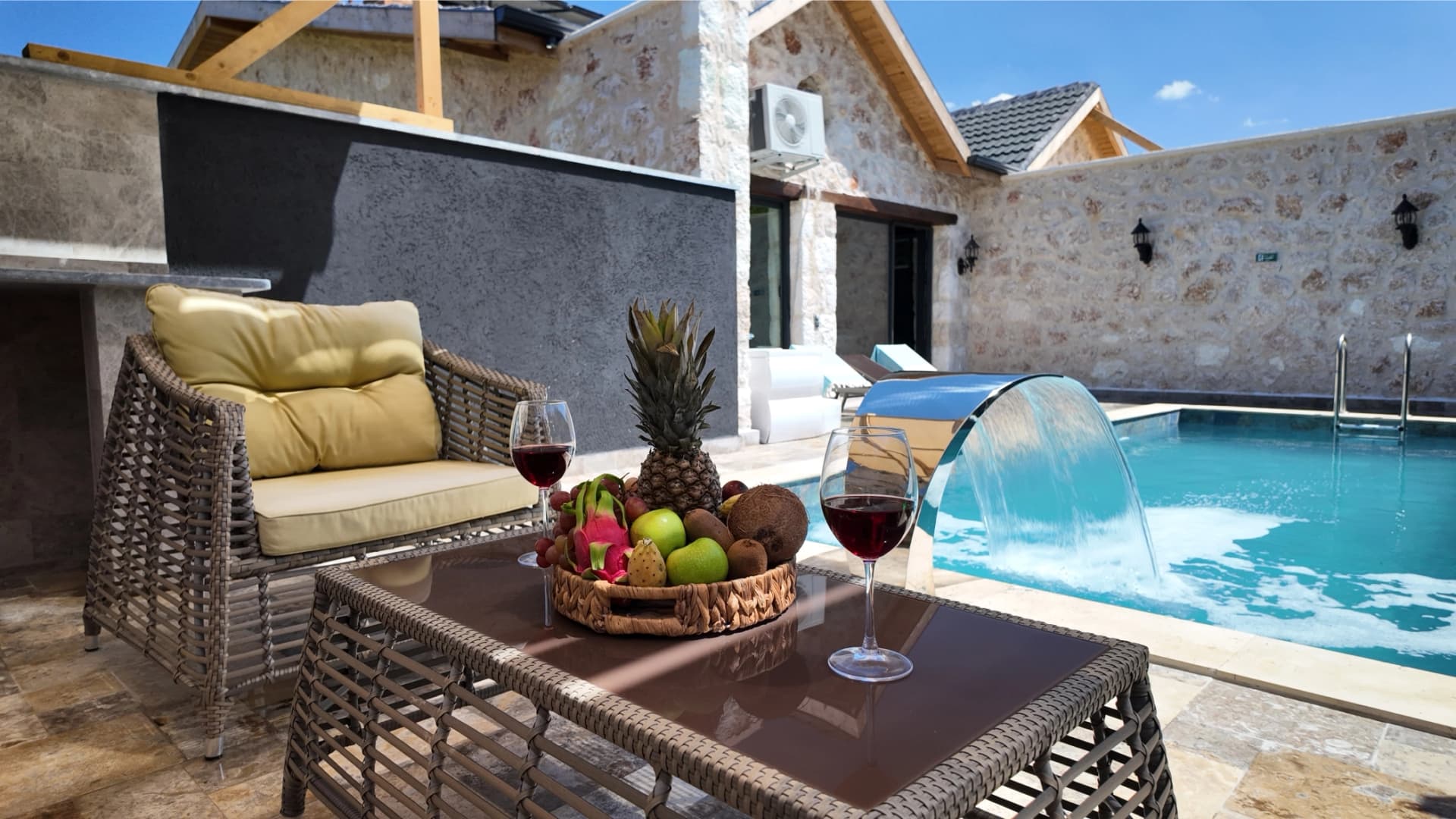 Villa Büşra Sarıbelen Korunaklı Havuz 38