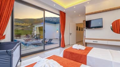 Villa Ortaç 5 Korunaklı Havuz 68