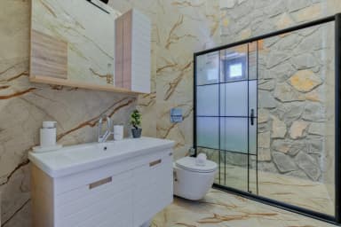 Villa Zehra Sultan Korunaklı Havuz 31