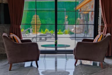 Villa Zehra Sultan Korunaklı Havuz 79