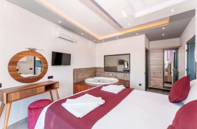 Villa Efecan Korunaklı Havuz 41