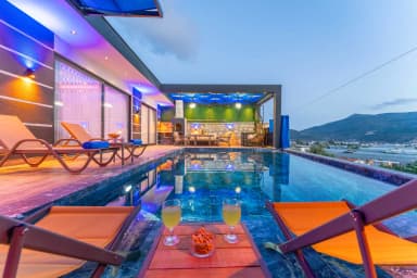 Villa Efecan Korunaklı Havuz 17