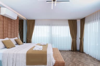 Villa Newcastle Korunaklı Havuz 76