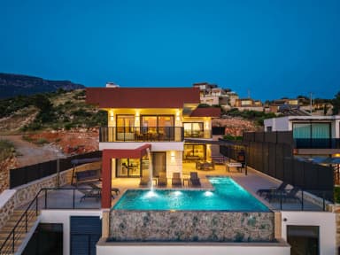 Villa Newcastle Korunaklı Havuz 68