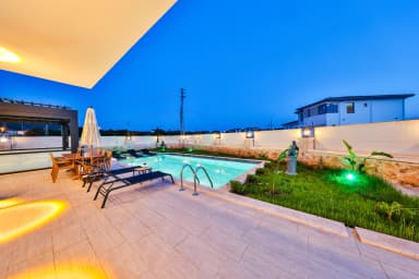 Villa Derin Kaş Korunaklı Havuz 26