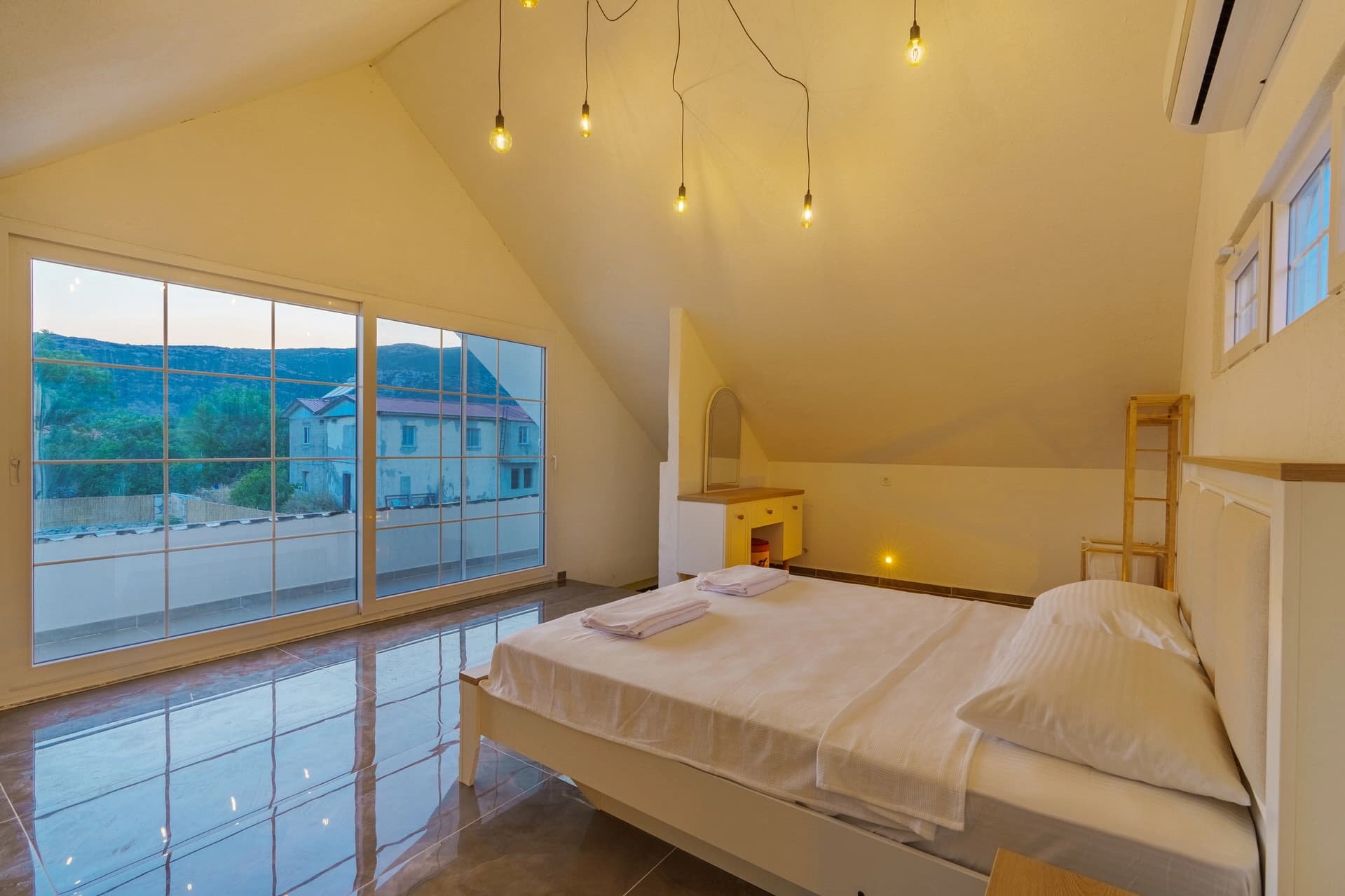 Villa Sumy Korunaklı Havuz 77