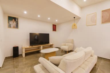 Villa Sumy Bezirgan 70