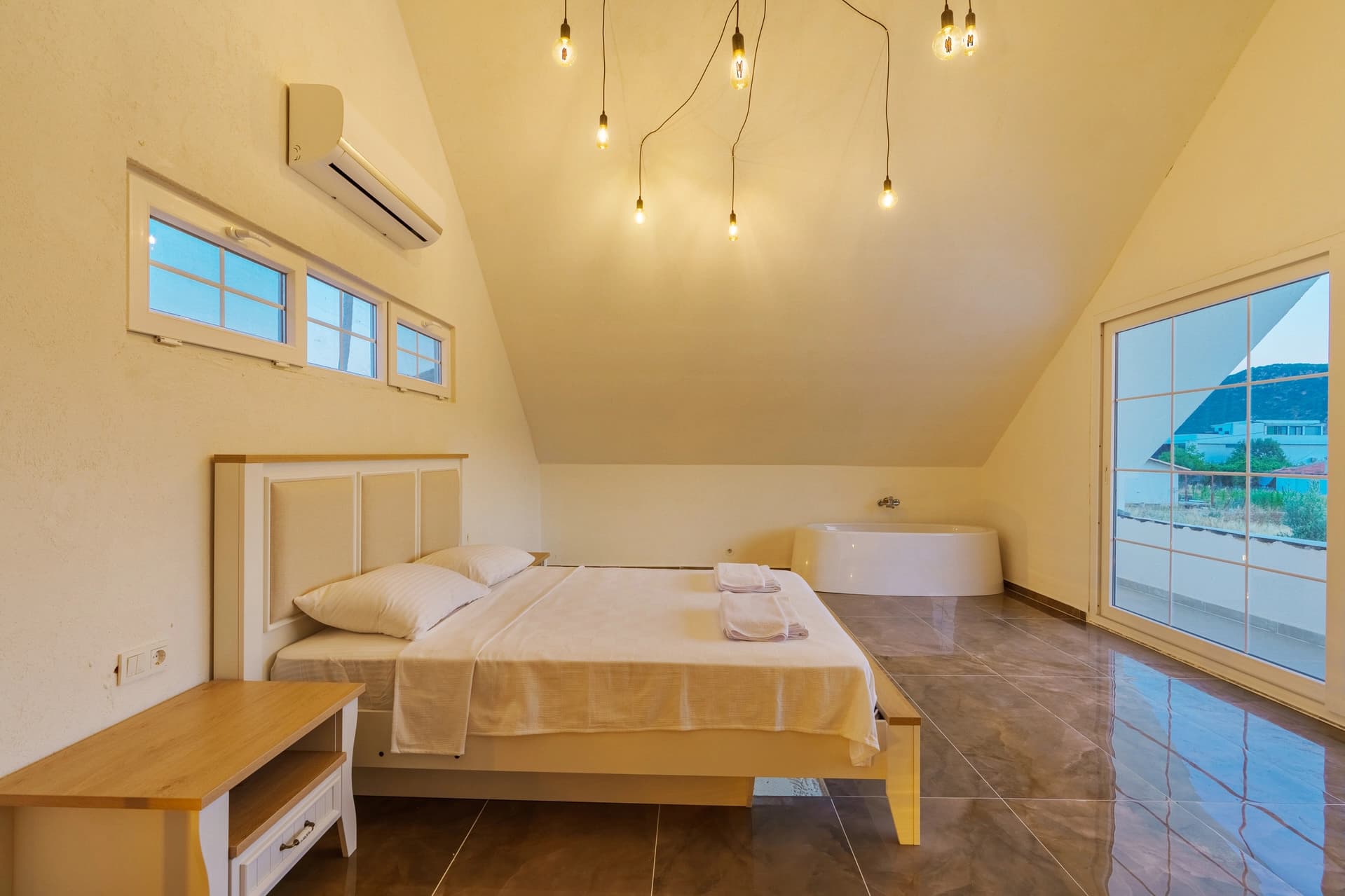 Villa Sumy Bezirgan 84