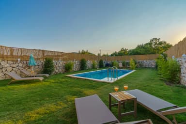 Villa Sumy Bezirgan 48