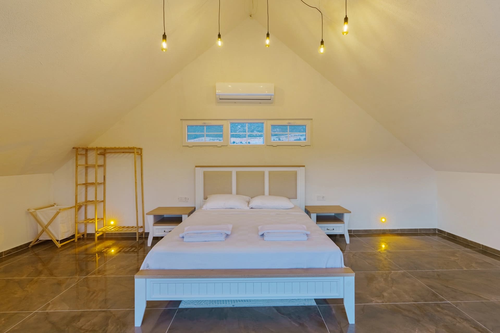 Villa Sumy Bezirgan 98