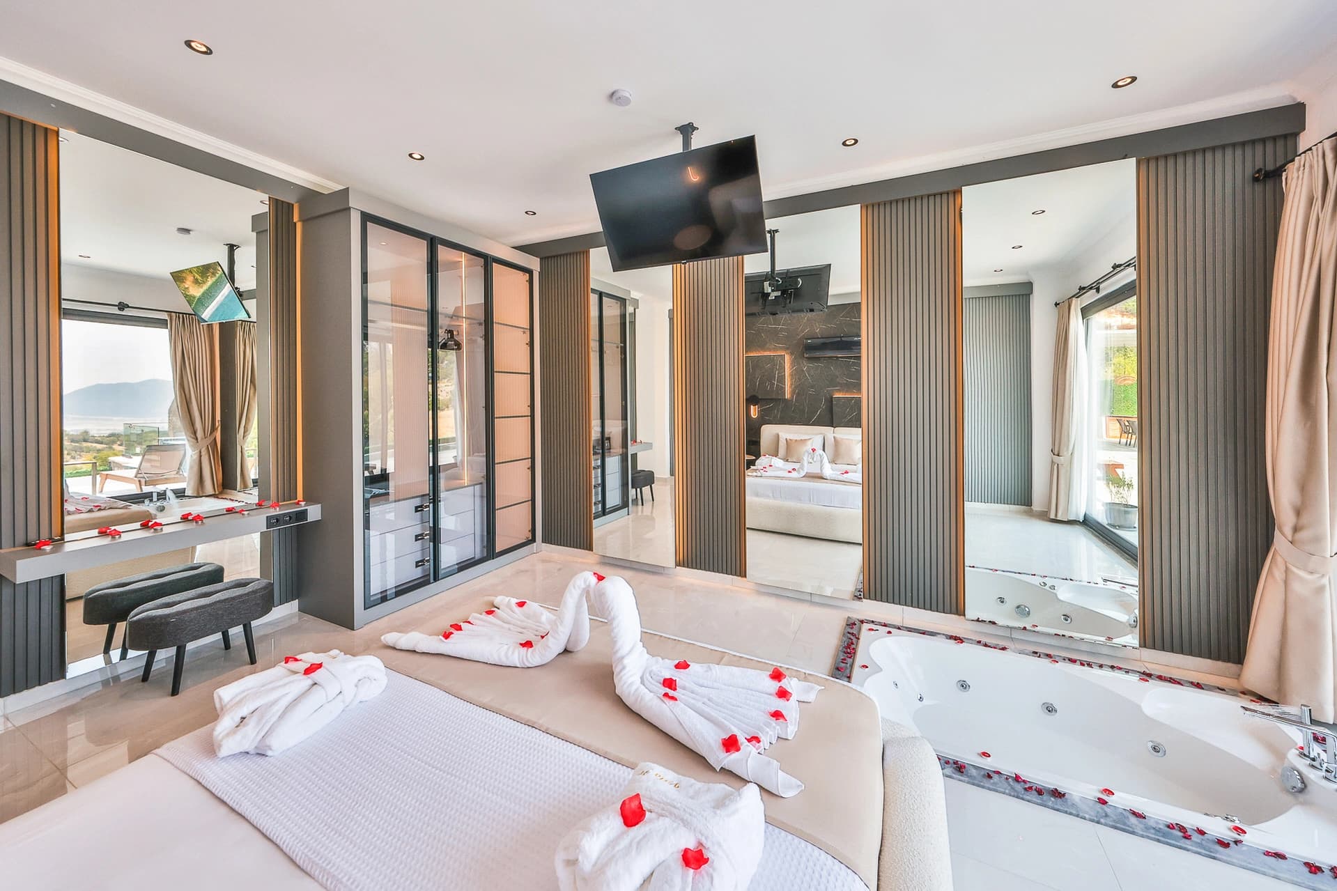 Villa Free İkizce Isıtmalı Havuz 24