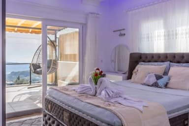 Villa Selvi Balayı Korunaklı Havuz 57