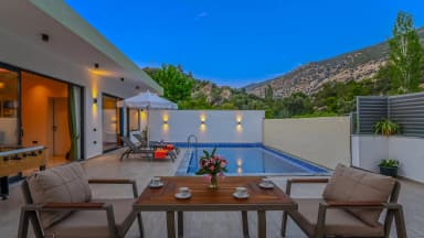 Villa Güzay 2 Korunaklı Havuz 10