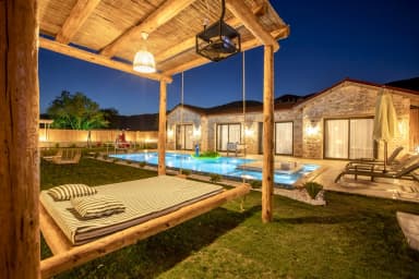 Villa Kekik Korunaklı Havuz 98