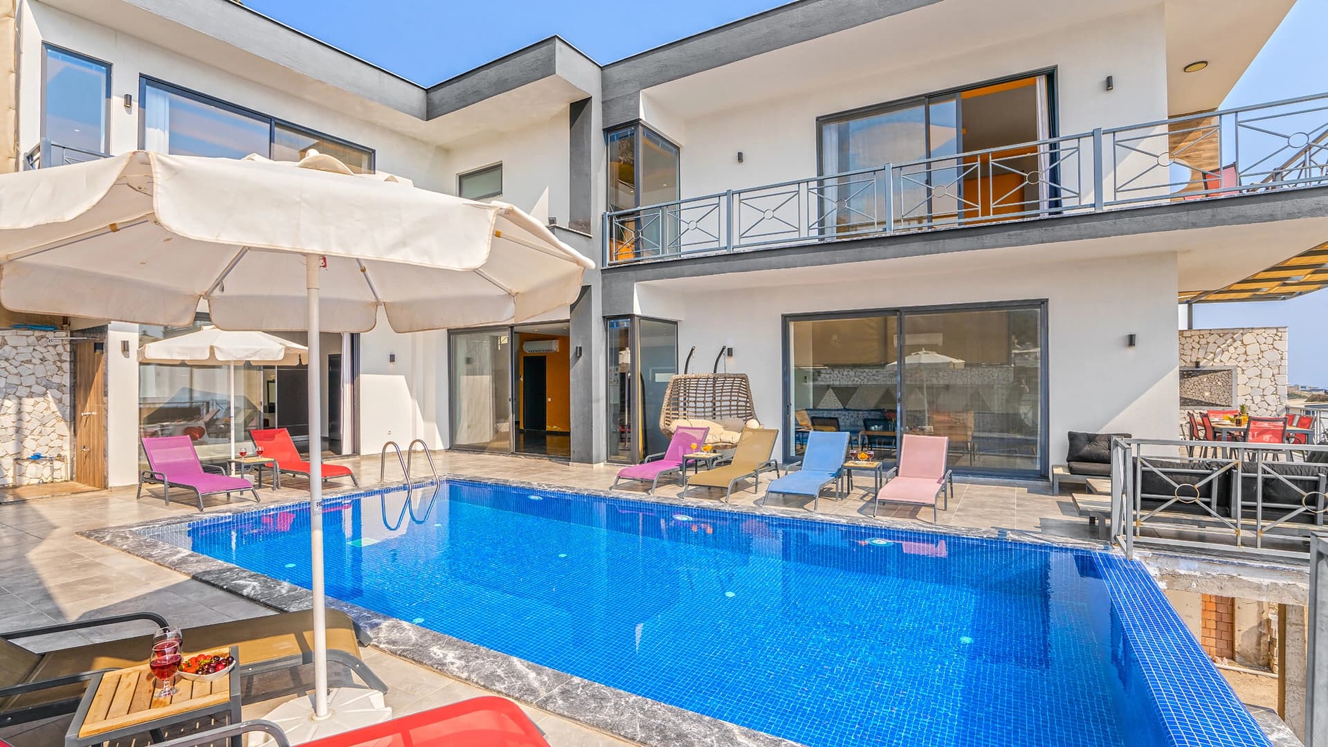 Villa Alfa Delta Korunaklı Havuz 89