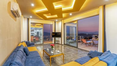 Villa Alfa Delta Korunaklı Havuz 83