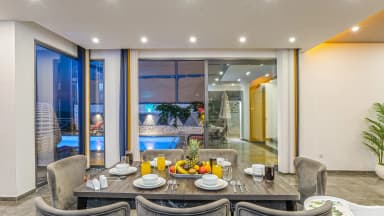 Villa Alfa Delta Korunaklı Havuz 21